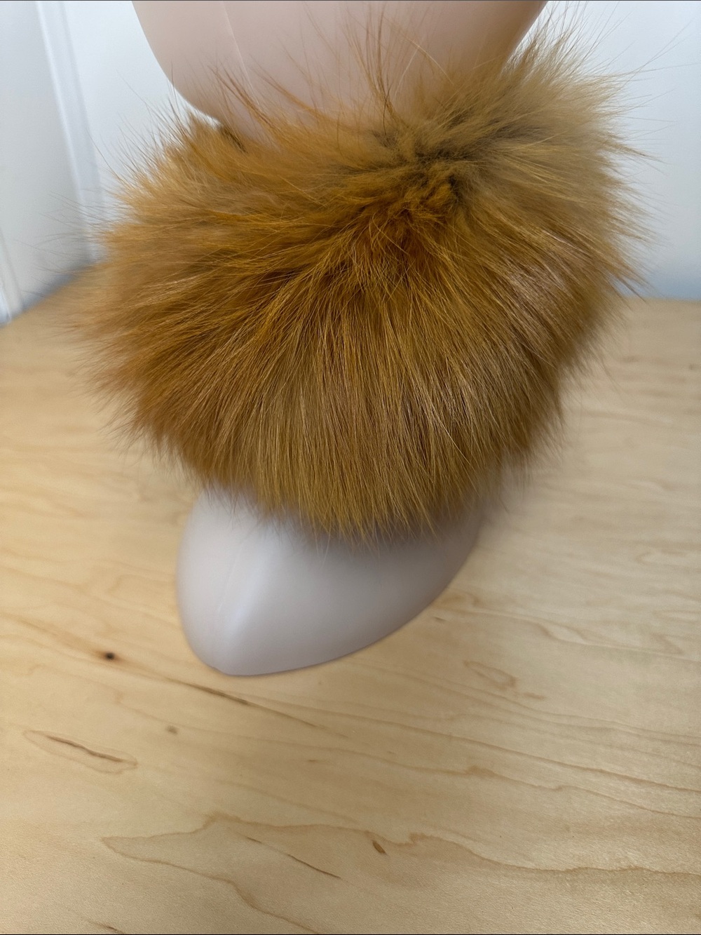 Eric Javits Rich Golden Brown Faux Fur Neck Wrap - Picture 3 of 6